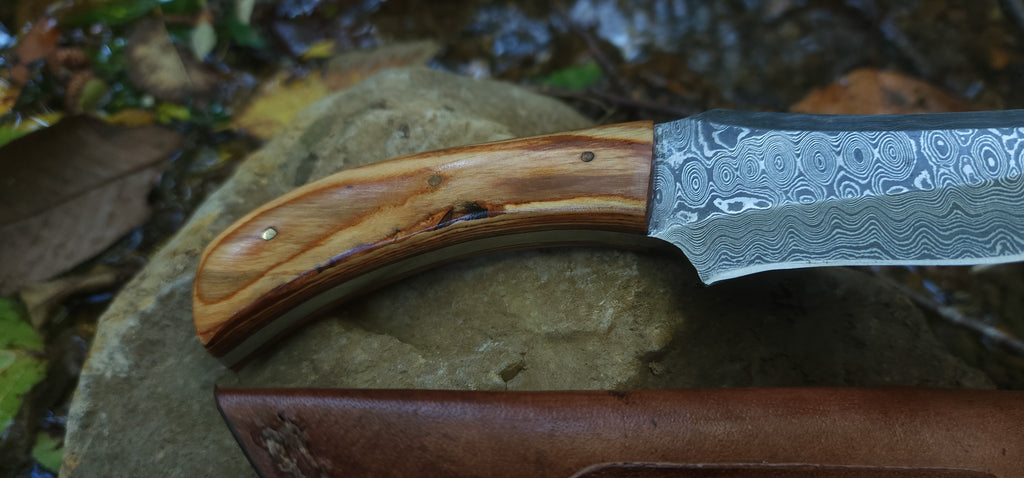 EBK-09 Damascus Steel Olive Wood Handle Knife