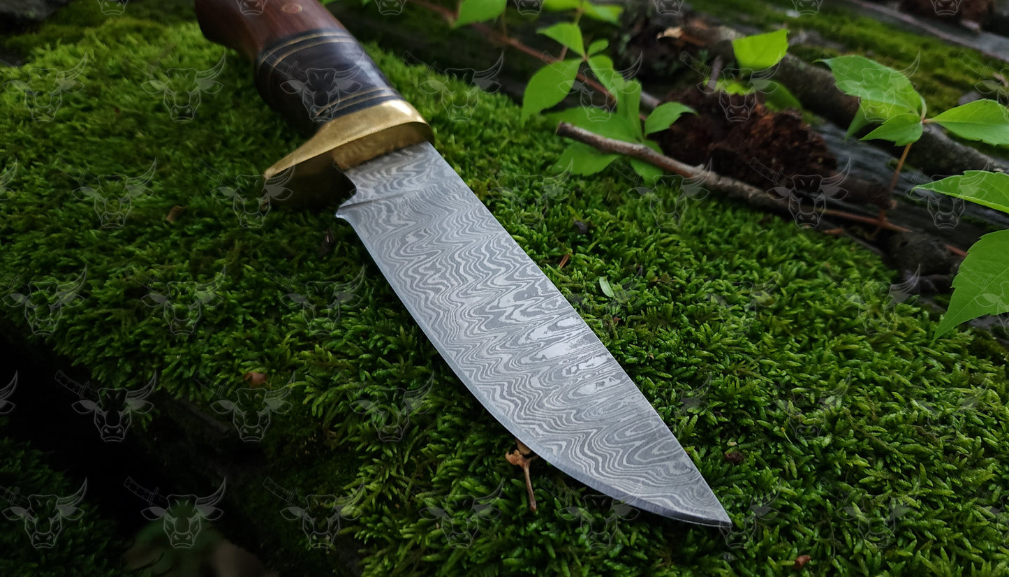 EBK-15 Handmade Damascus steel Knife , Hunting knife with leather Case