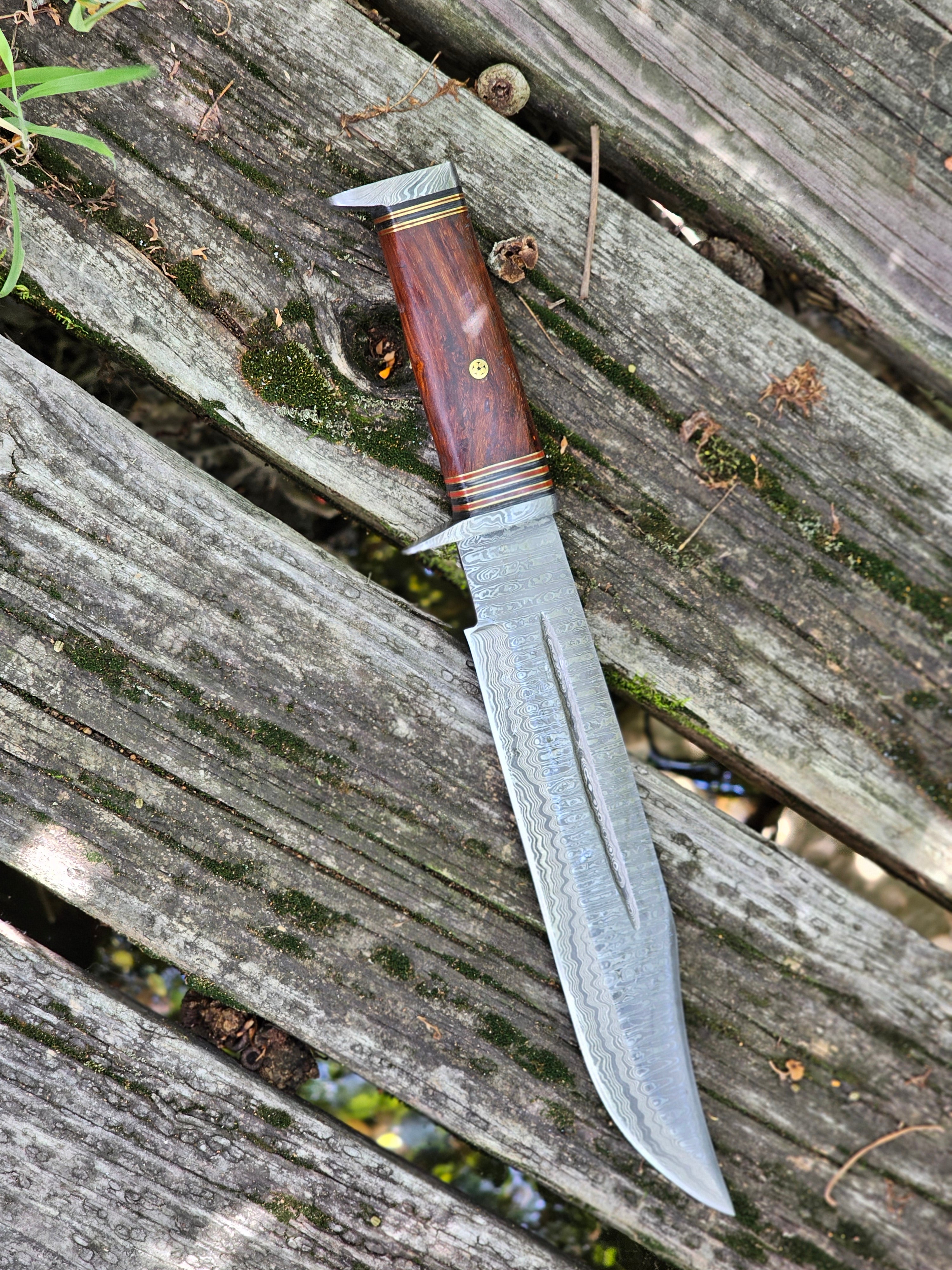 EBK-04 Rose Wood Handle Damascus Hunting Knife