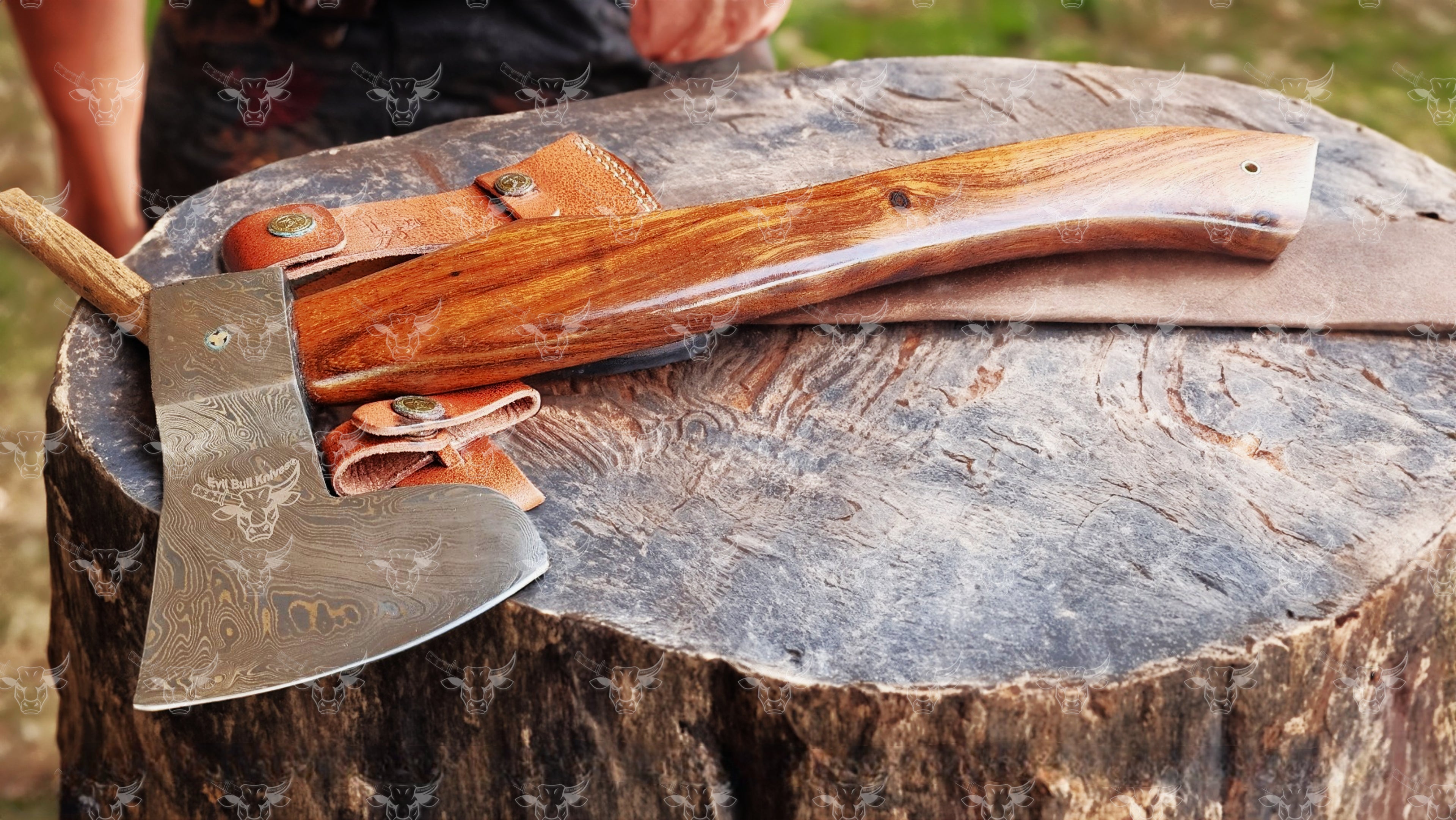 The Outlander Axe – EBK-0176