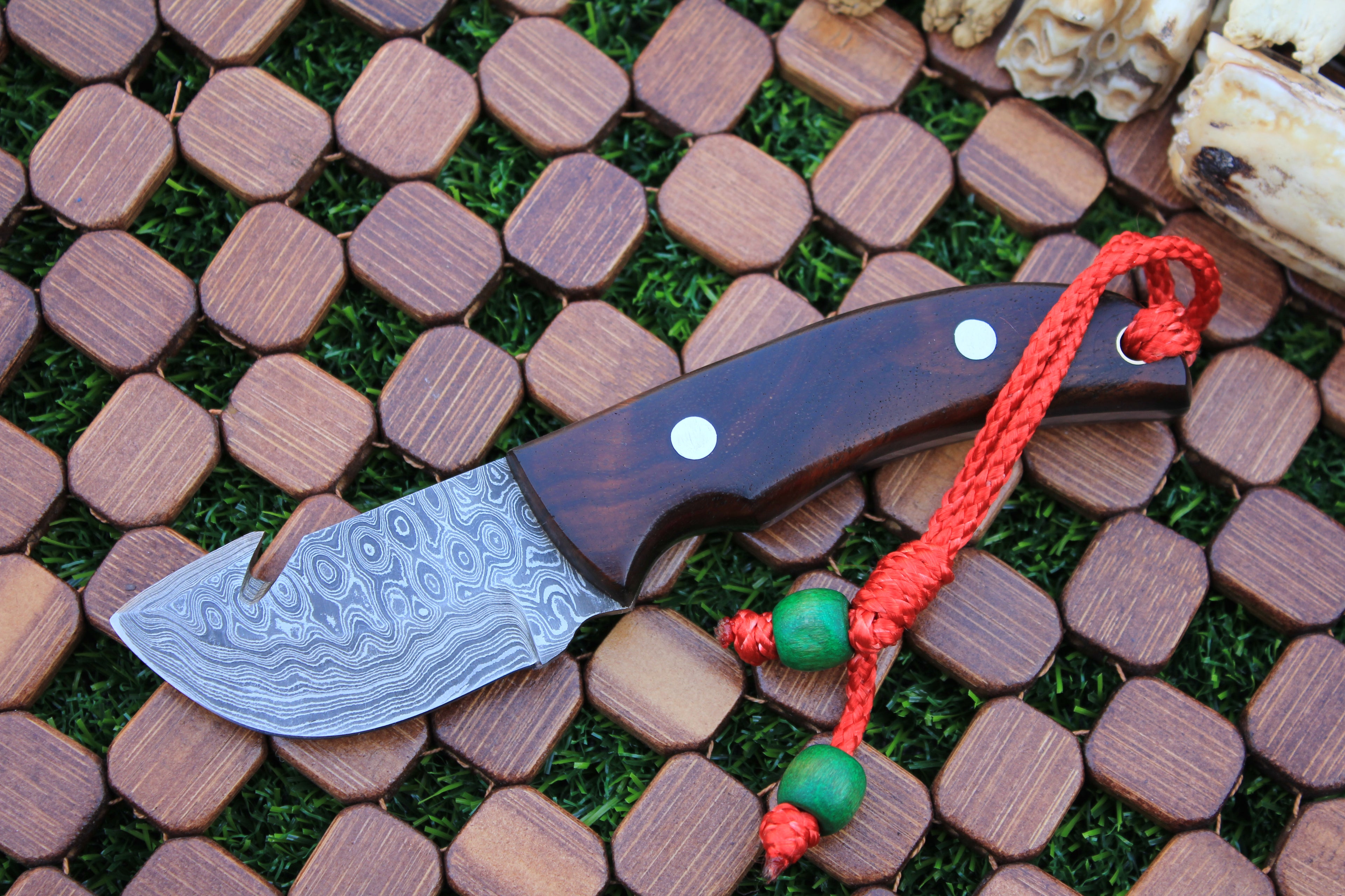 EBK-25 Mini Guthook knife with Lanyard