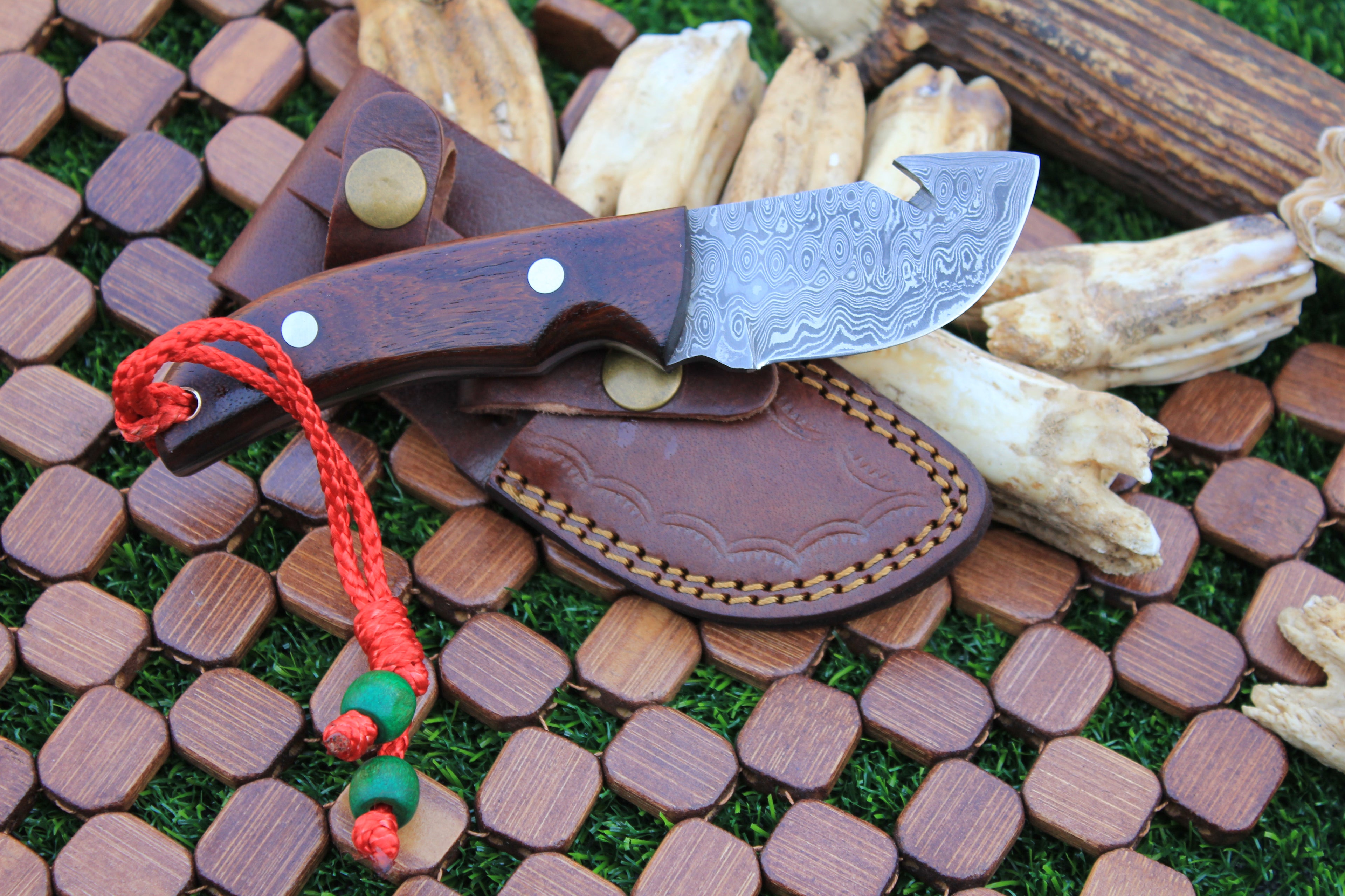 EBK-25 Mini Guthook knife with Lanyard