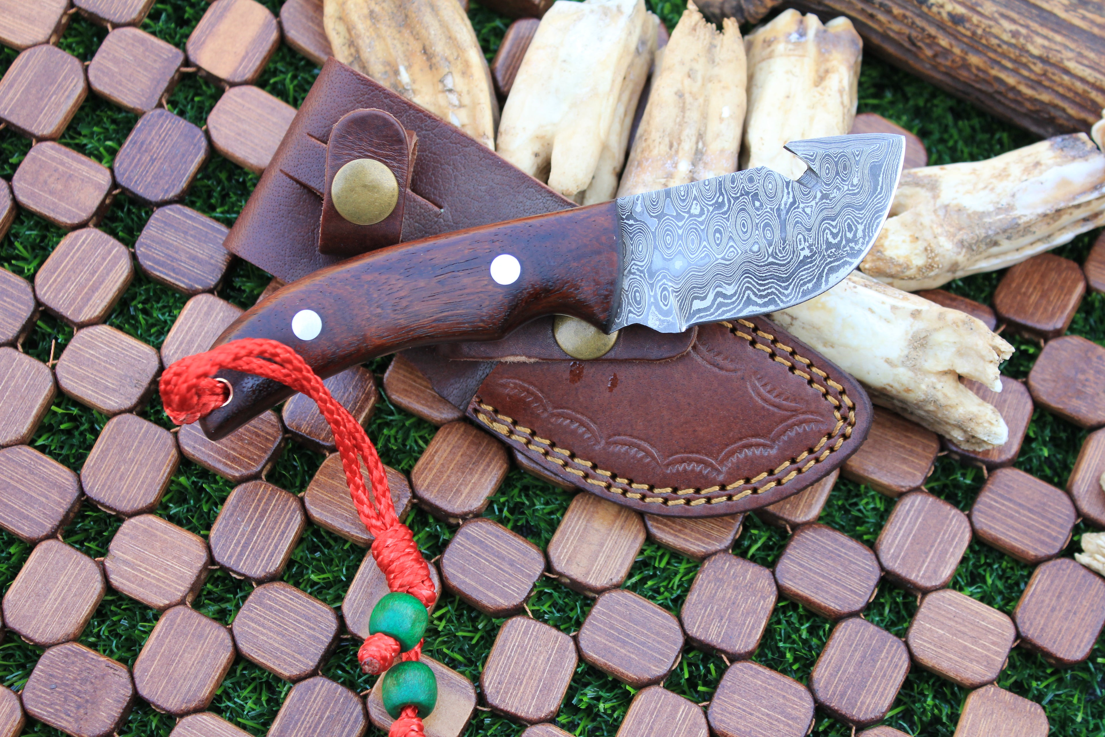 EBK-25 Mini Guthook knife with Lanyard