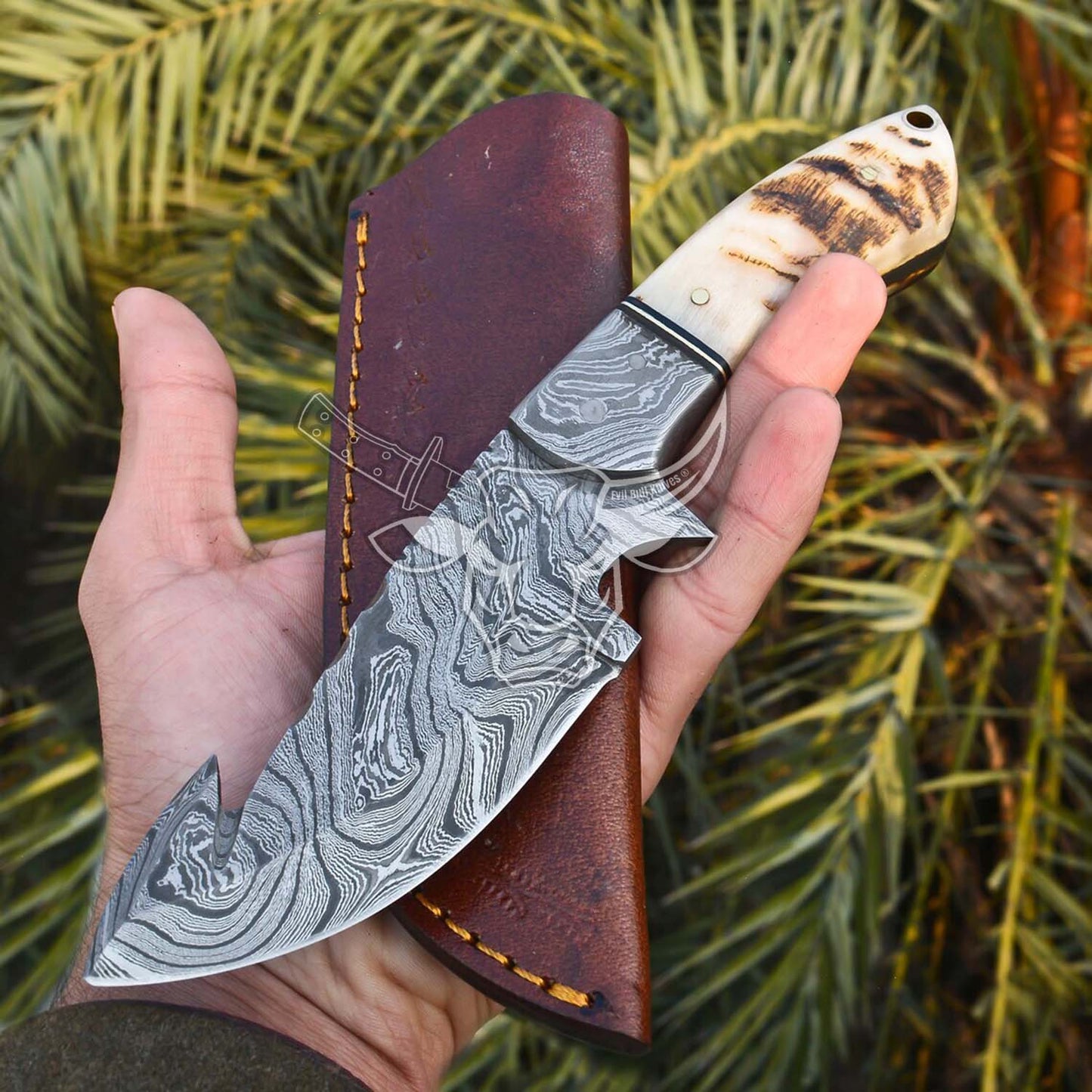 EBK-69 Handmade Damascus Ram Horn knife with Sheath,Fixed Blade Guthook,Bushcraft knife,Hunting KnifE,Camp Knife,Christmas Gift For Him