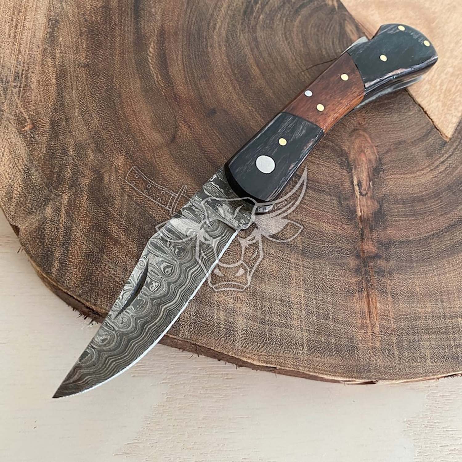 EBK-157 Pocket knife with damascus blade