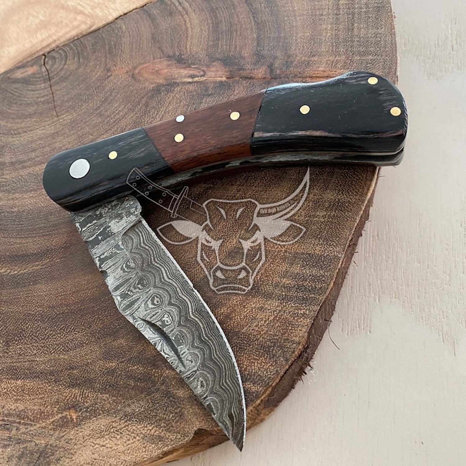 EBK-157 Pocket knife with damascus blade