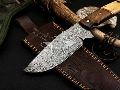EBK-154 Handmade Damascus Hunting Knife For Camping And Outdoor Anniversary Gift ,Birthday Gift, Christmas Gift For Him